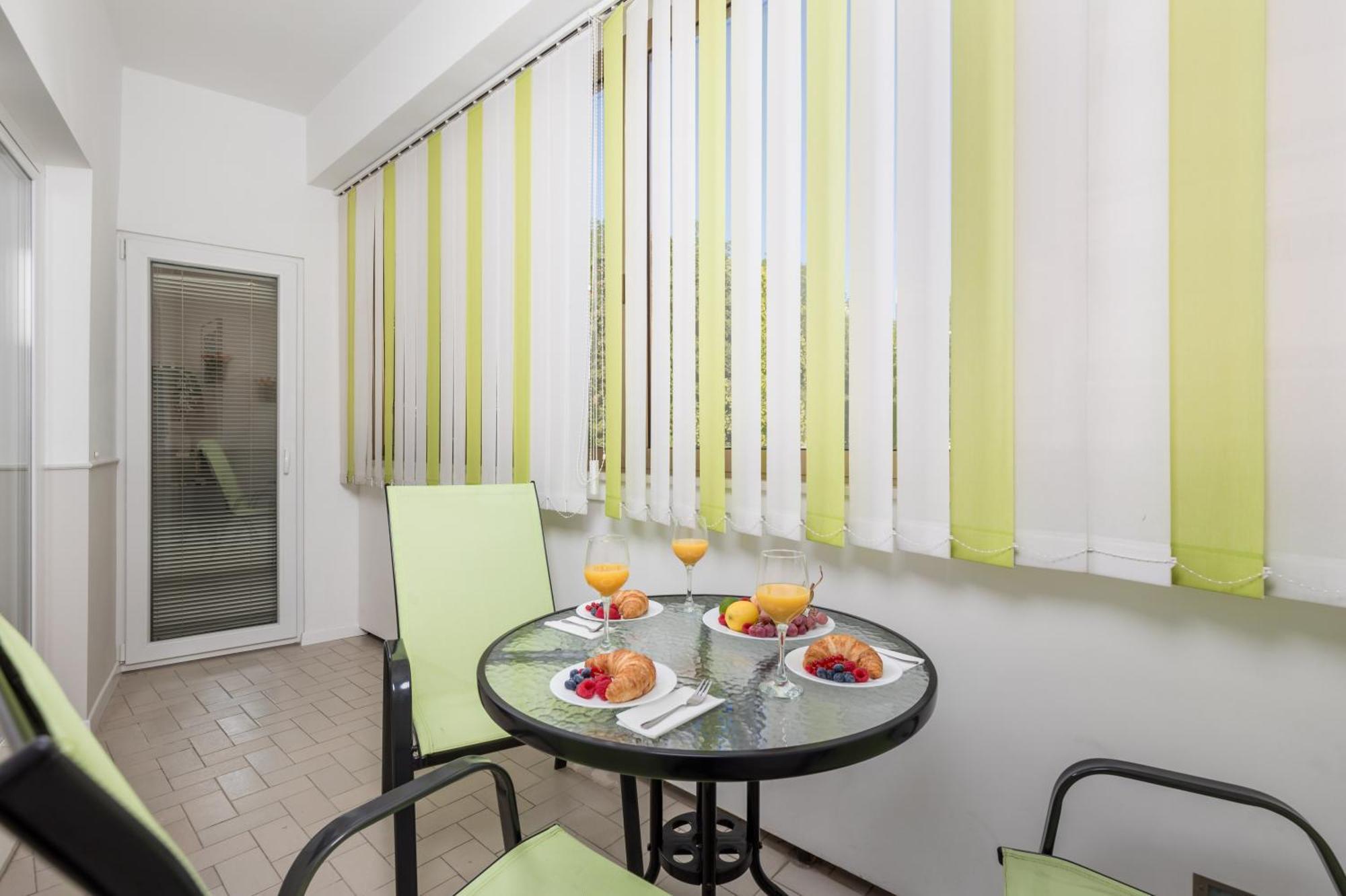 Apartment City Flower Fiume Esterno foto