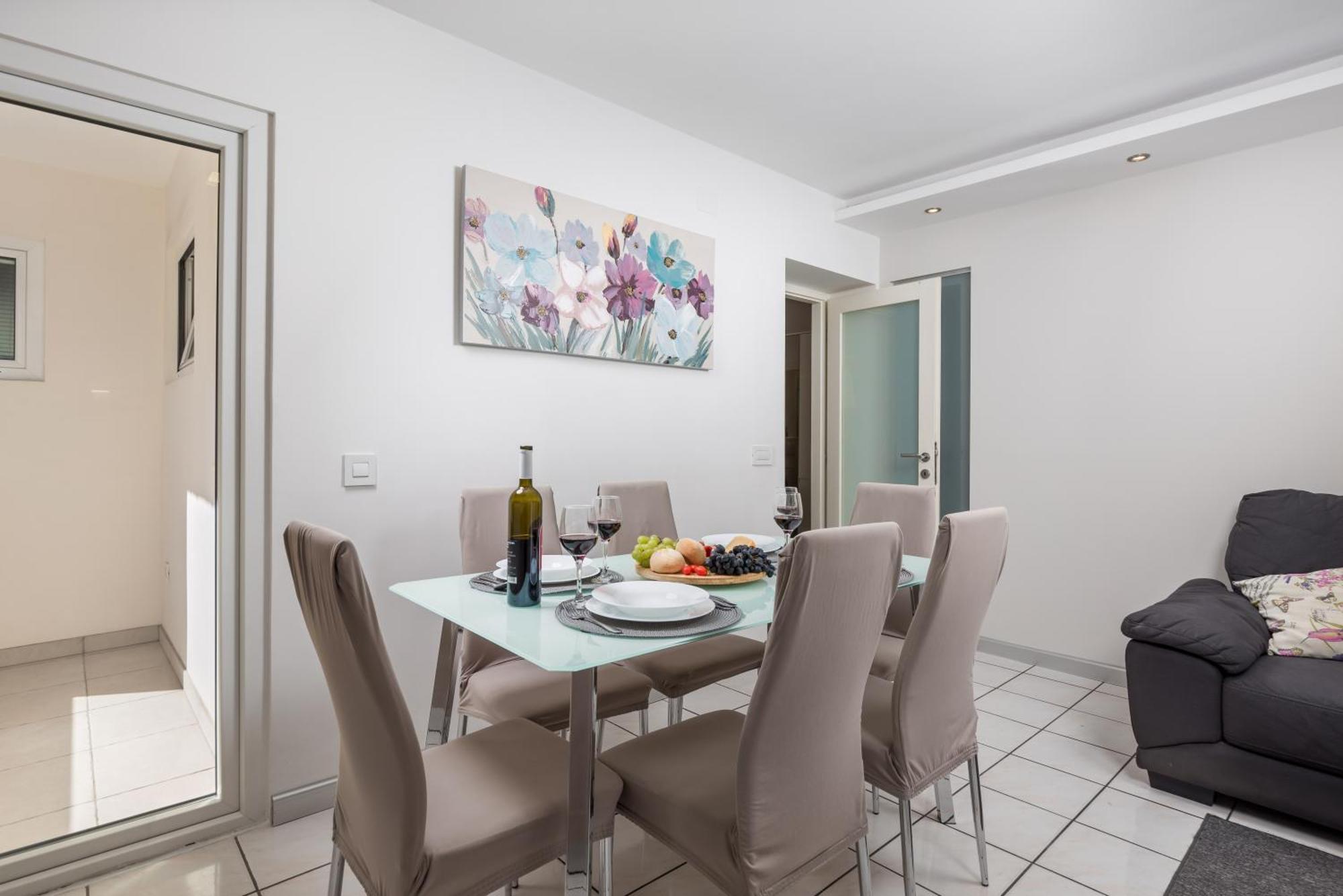 Apartment City Flower Fiume Esterno foto