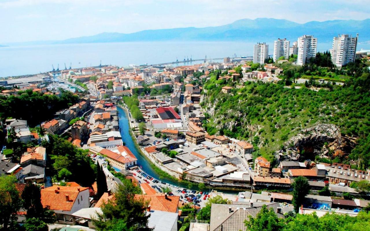 Apartment City Flower Fiume Esterno foto